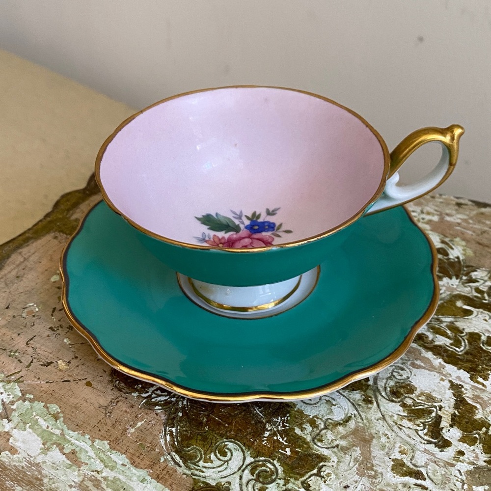 Vintage ROYAL BAYREUTH Teacup and Saucer
